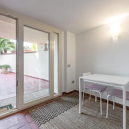 Apartment La Casa Davanti Al Mare