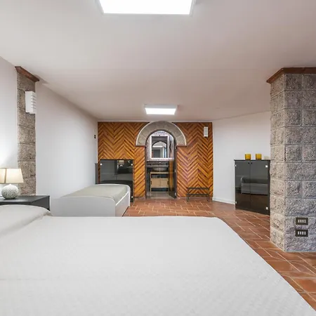 La Casa Davanti Al Mare Apartman *